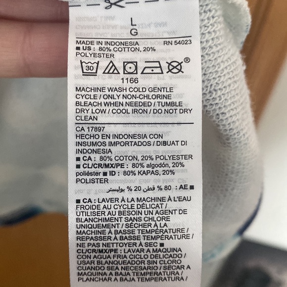 Old Navy Tank - Picture 4 of 4